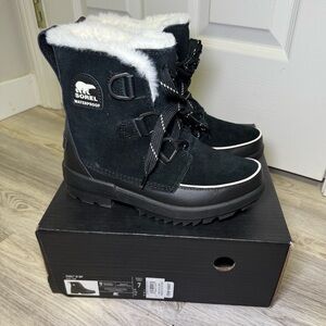 SOREL Tivoli IV Snow Boots Black Size 7 NIB